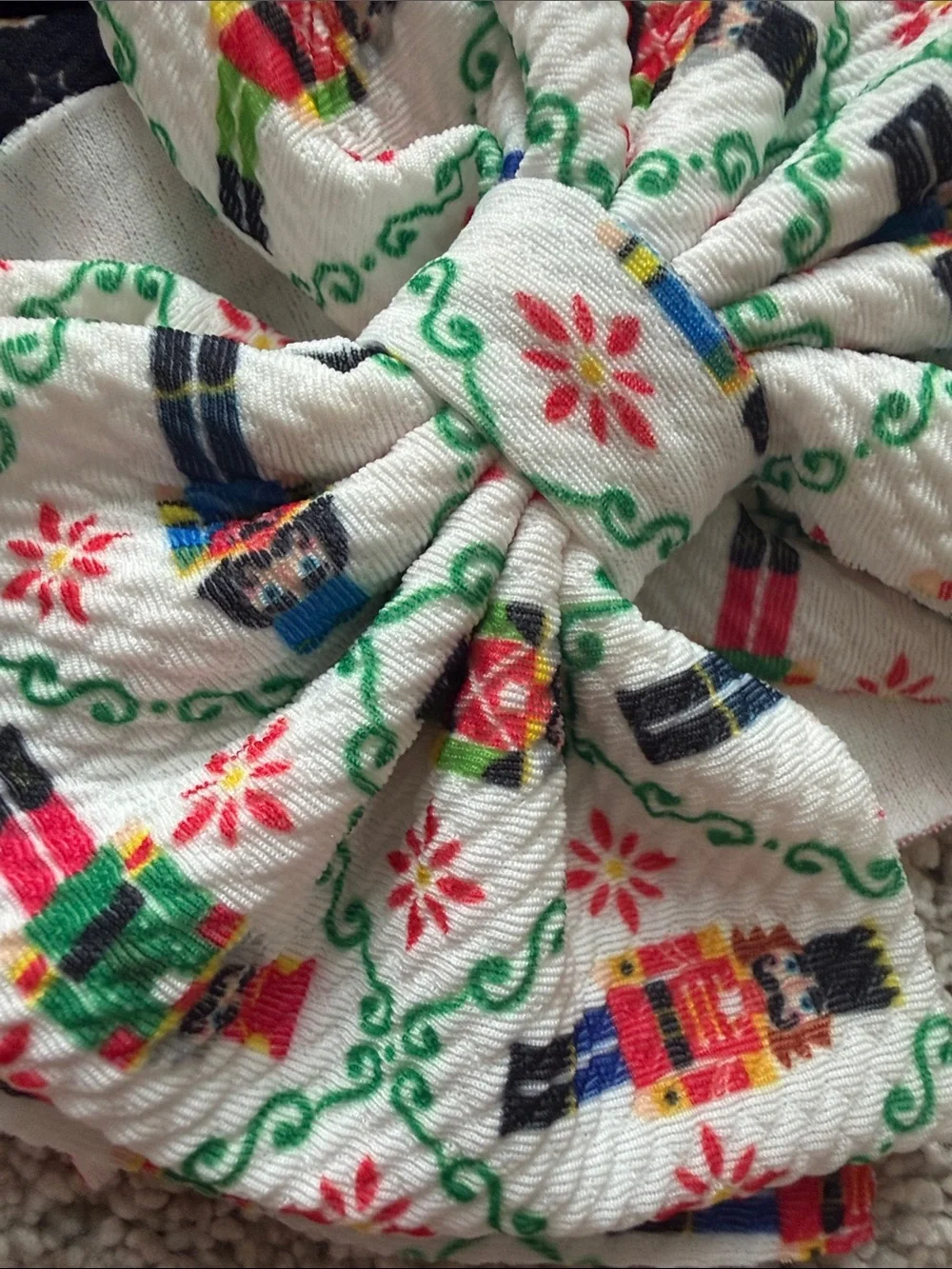 N/A soft festive